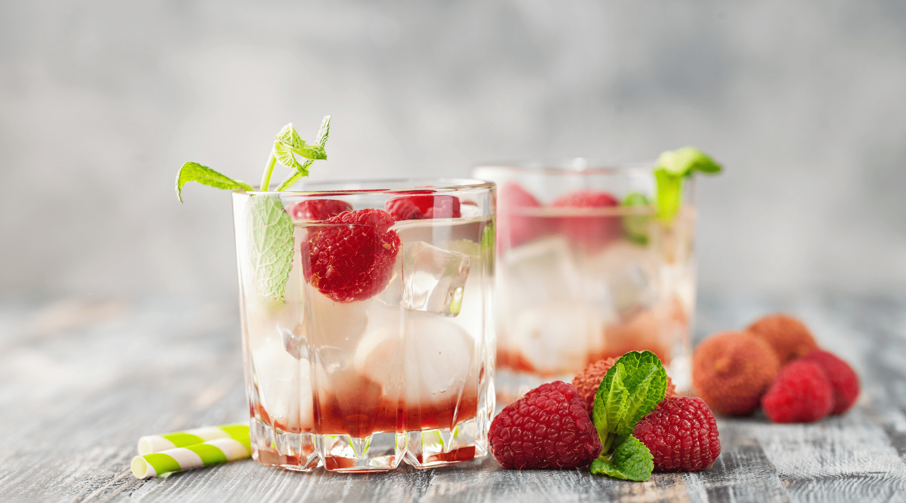 New Year’s Eve Party Tricks with Our Cocktail Mixers: Fast Pours, Big Flavours & Interactive Fun