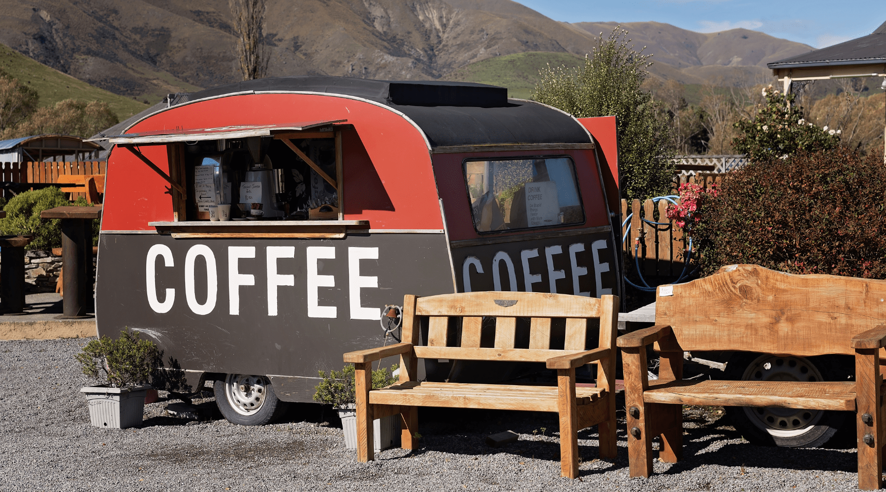 Mobile Magic: Tips and Tricks for Cafe Carts and Cafe Vans